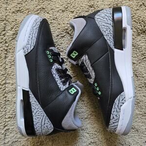 Air Jordan 3 Retro Green Glow Brand New 6.5Y